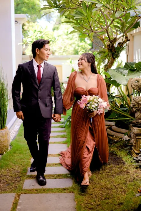 Foto sampul undangan Ayu & Agus