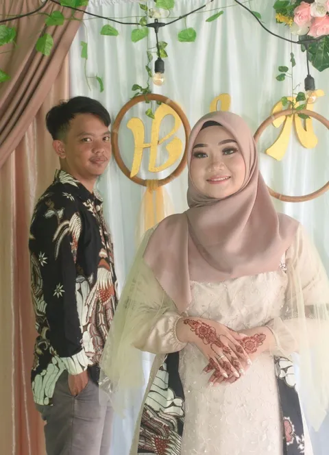 Foto sampul undangan Niah & Ai
