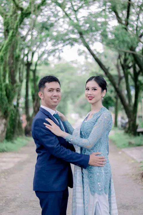 Foto sampul undangan Melania & Feliks