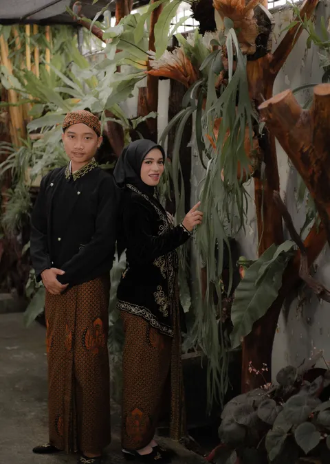 Foto sampul undangan Ari & Eka