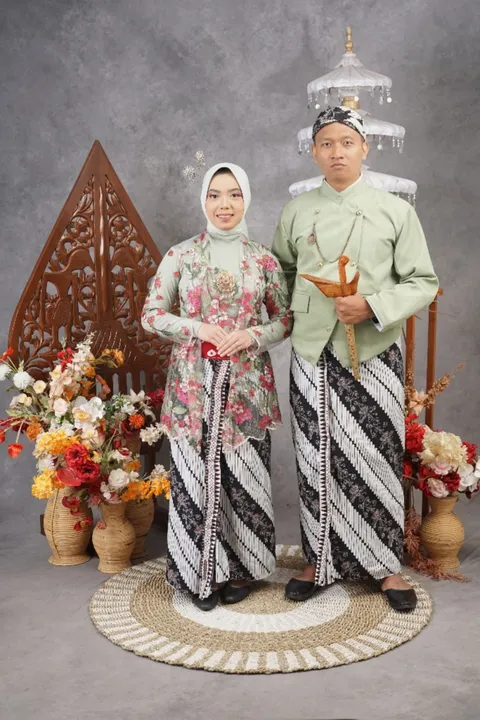 Foto sampul undangan Harry & Ratna