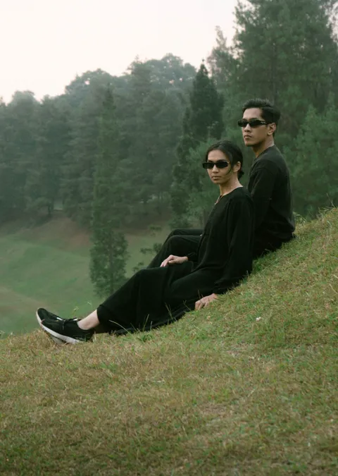 Foto sampul undangan Laika & Adi