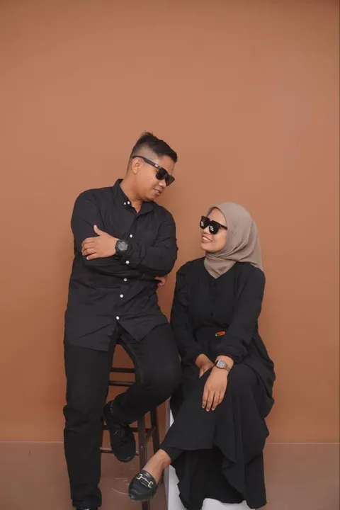 Foto sampul undangan Ari & Anisa