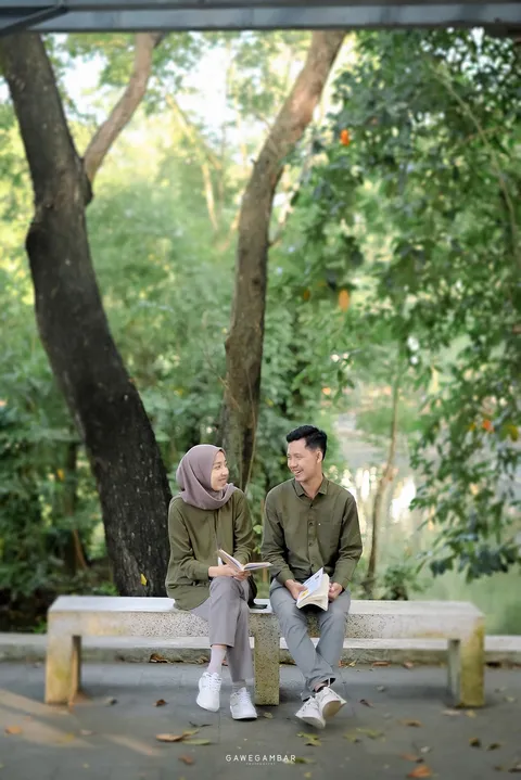 Foto sampul undangan Rendi & Firma