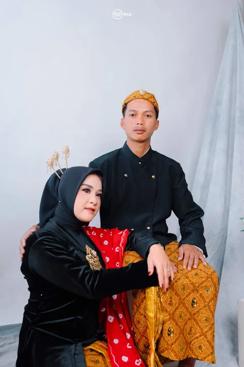 Foto sampul undangan Nurkesih & Asep
