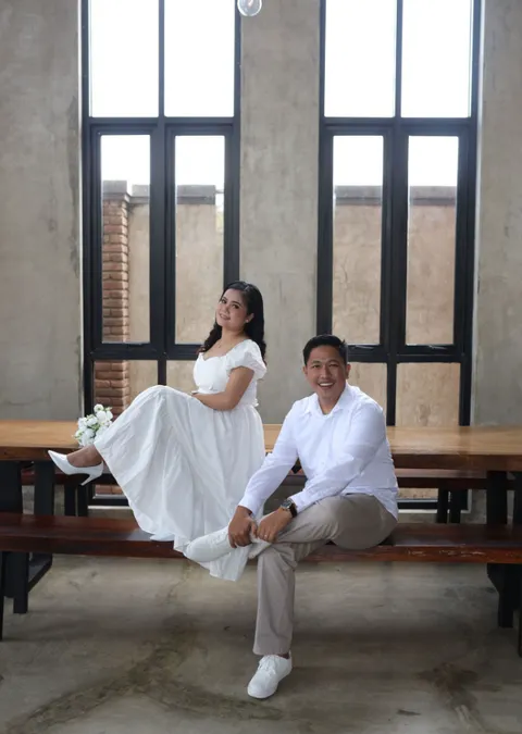 Foto sampul undangan Indri & Fandi