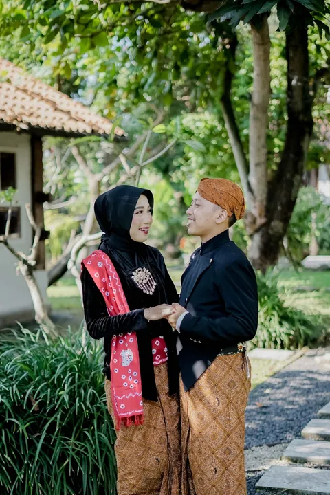 Foto sampul undangan Erma & Bagas