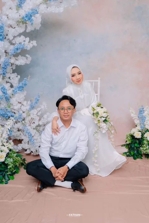 Foto sampul undangan Angga & Wulan