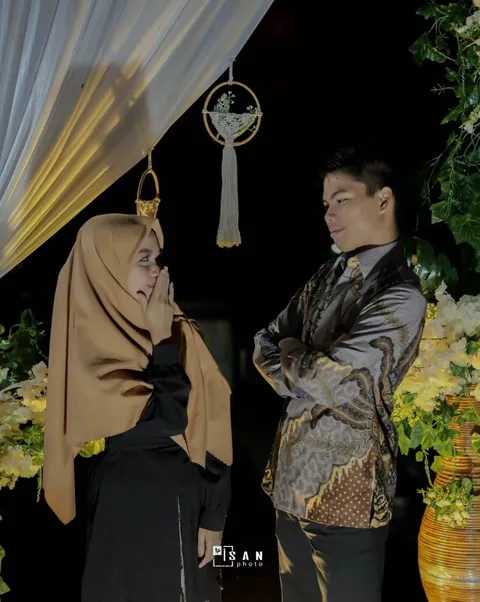Foto sampul undangan Ruhiyat & Neng Wulan Nursobah