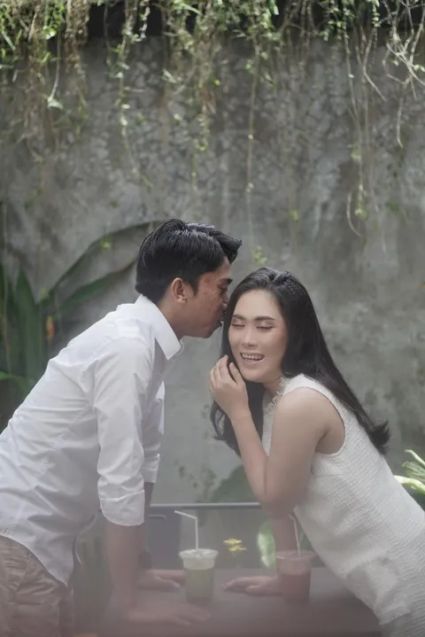 Foto sampul undangan Debora & Andree