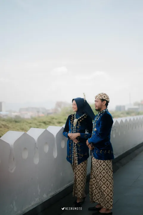 Foto sampul undangan Yusfien & Angga