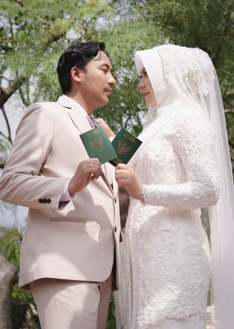 Foto sampul undangan Dhesi & Pandu