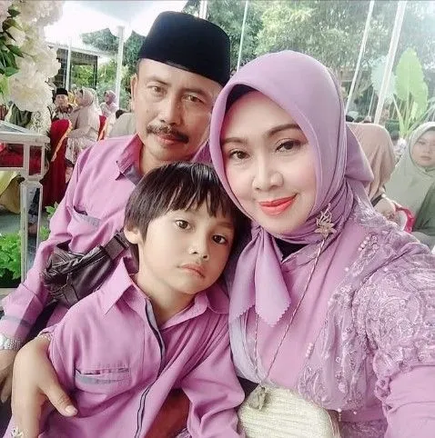 Foto sampul undangan Khitanluthfi