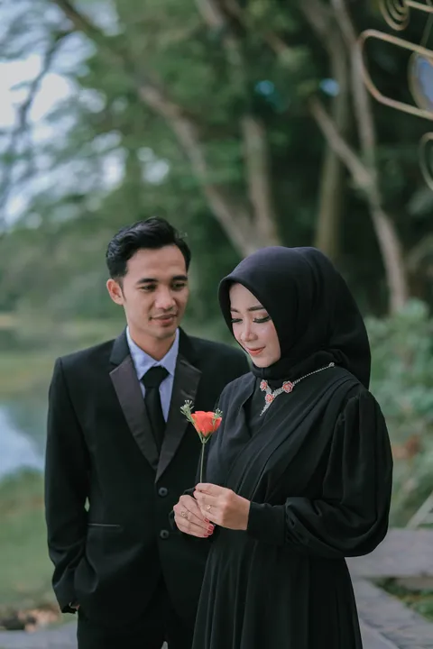 Foto sampul undangan Farhan & Ainun