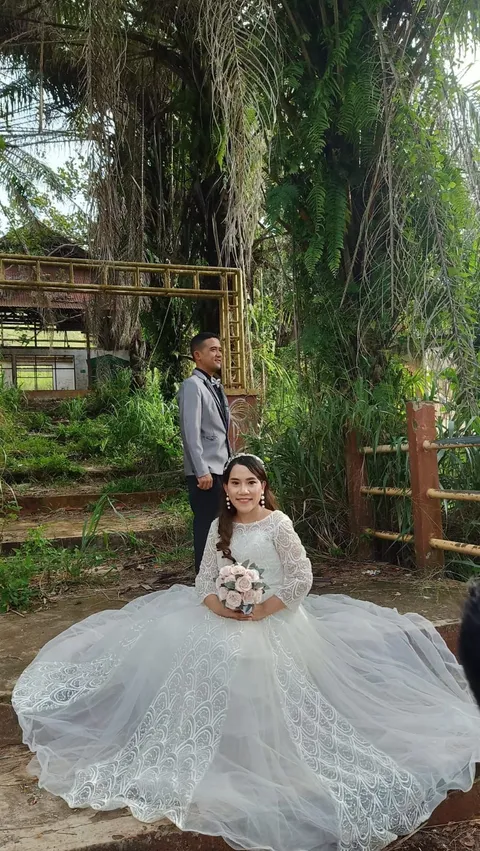 Foto sampul undangan Theresia & Andri