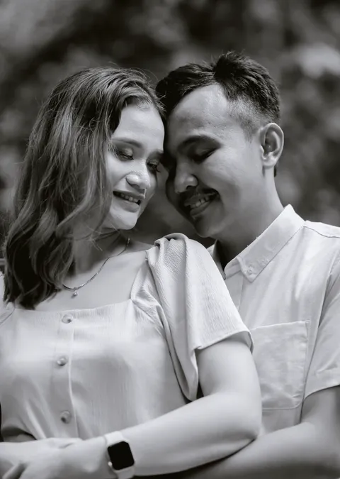 Foto sampul undangan Rindah & Juan