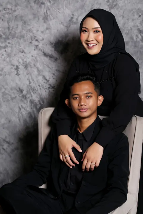 Foto sampul undangan Devani & Rio