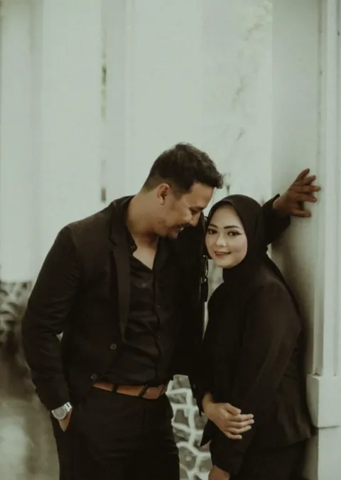 Foto sampul undangan Lutfian & Hikma