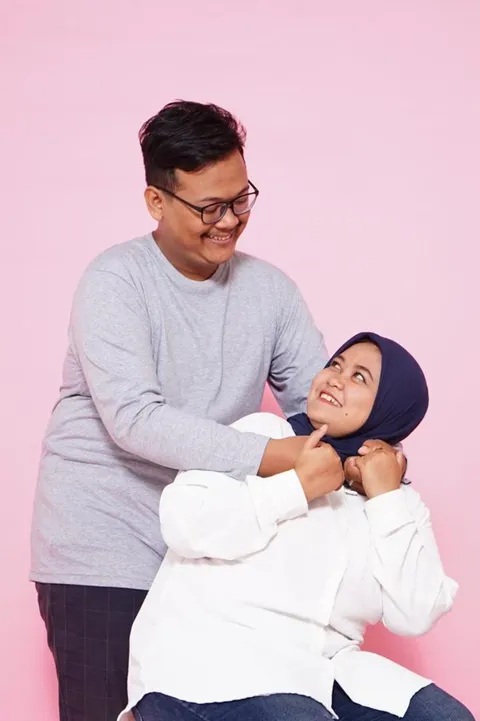 Foto sampul undangan Laras & Icang