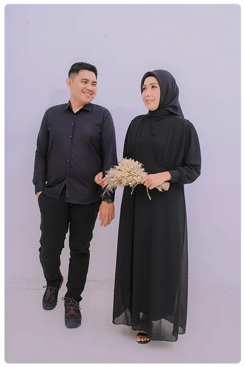 Foto sampul undangan Mhu & Ning
