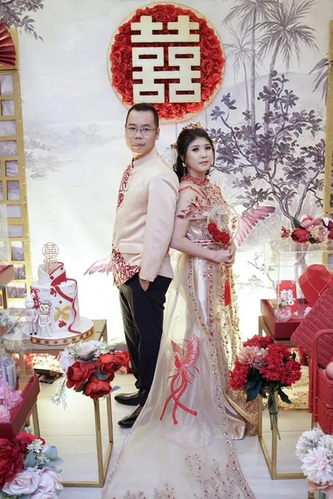 Foto sampul undangan Desi & Beben