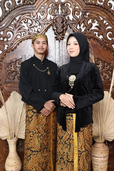 Foto sampul undangan Opick & Winda