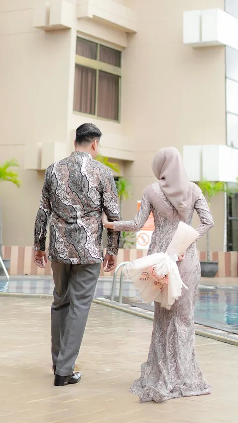 Foto sampul undangan Muthia Permana Irwan & Sultan Radhi