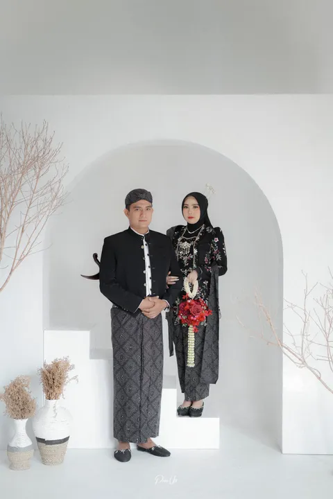Foto sampul undangan Munir & Aulia