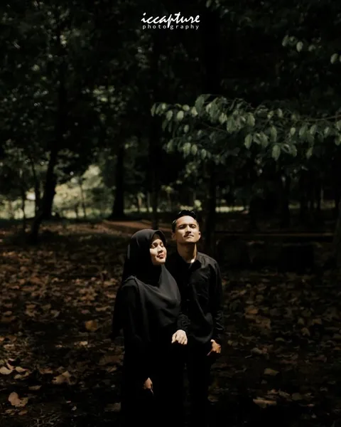 Foto sampul undangan Ismail Zahidin & Uyun Jannah