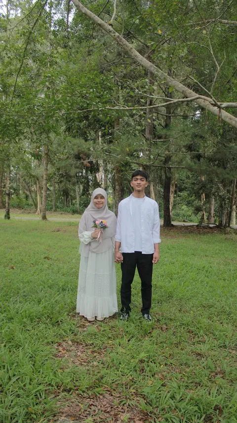 Foto sampul undangan Ferdi & Anjung