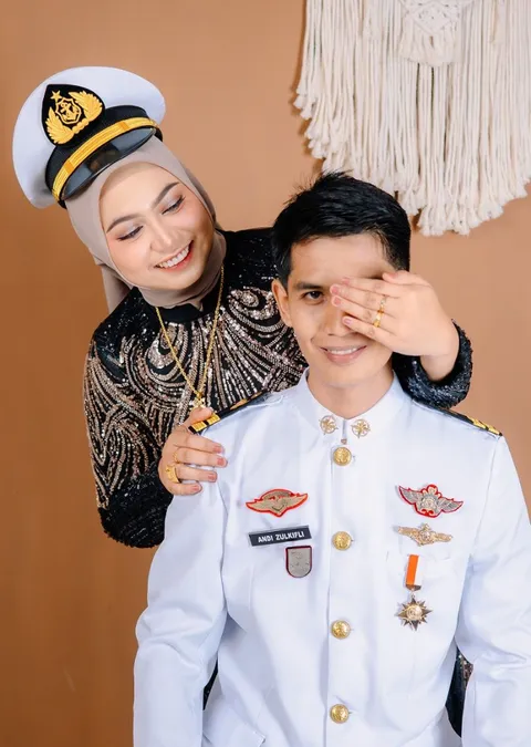 Foto sampul undangan Zulkifli & Rahmi