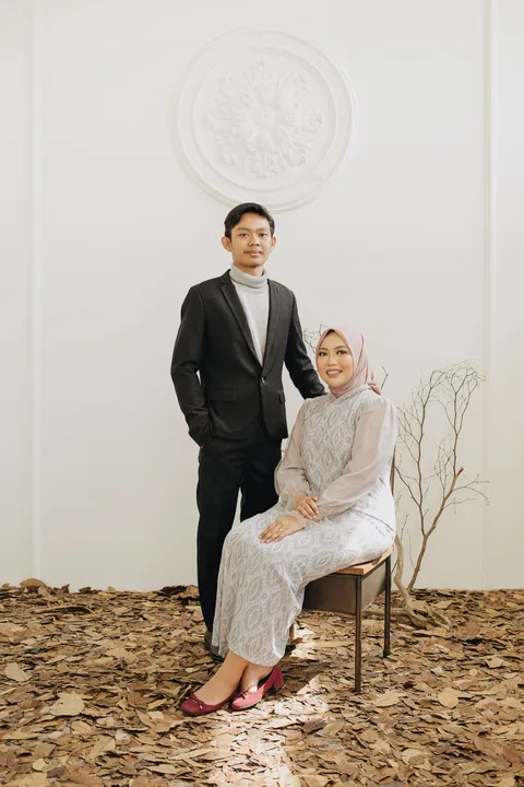 Foto sampul undangan Dini & Noval