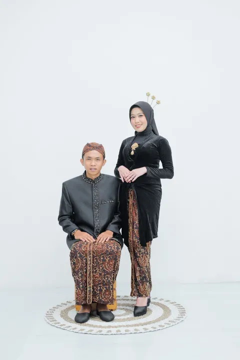 Foto sampul undangan Roni & Firdha