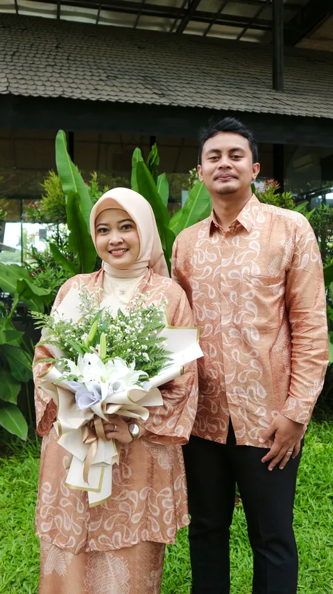 Foto sampul undangan Tangguh & Tiara