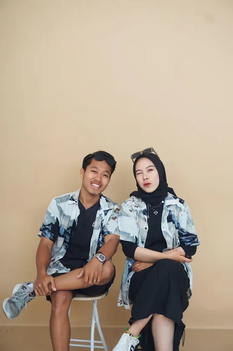 Foto sampul undangan Erna & Elan