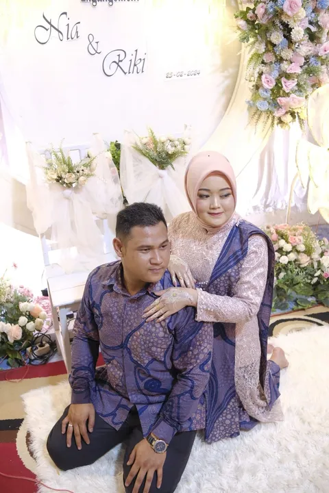 Foto sampul undangan Riki & Nia