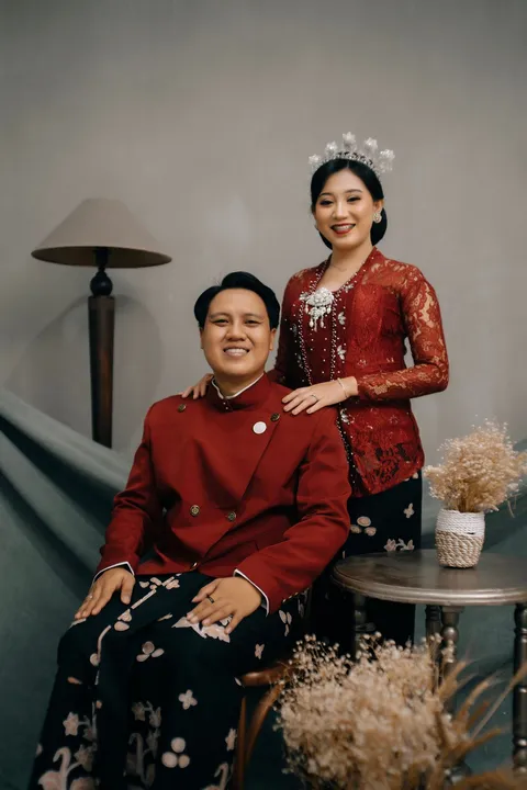 Foto sampul undangan Afrilia & Septino