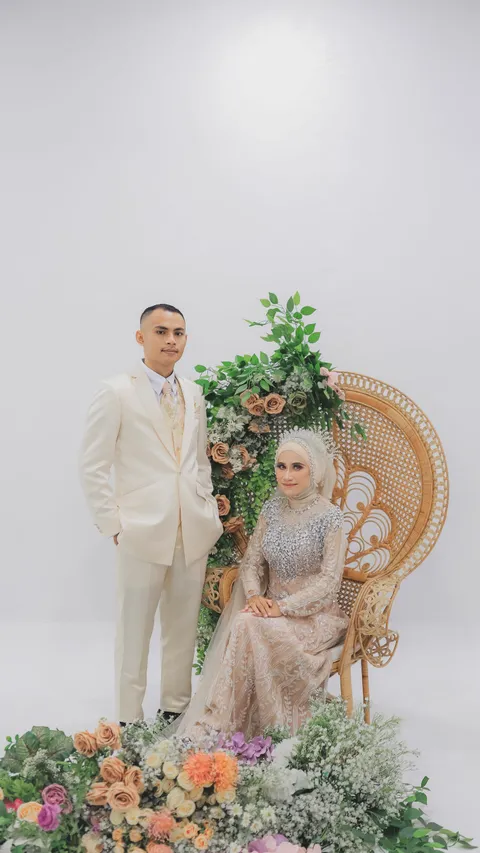 Foto sampul undangan Deni & Indri