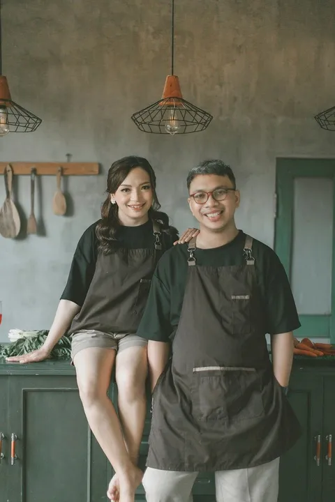 Foto sampul undangan Claudia & Yoshua