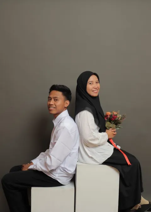 Foto sampul undangan Yusril & Indri