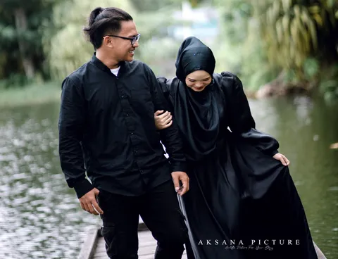 Foto sampul undangan Azis & Nia