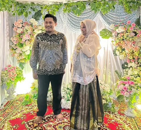 Foto sampul undangan Sarto & Nita