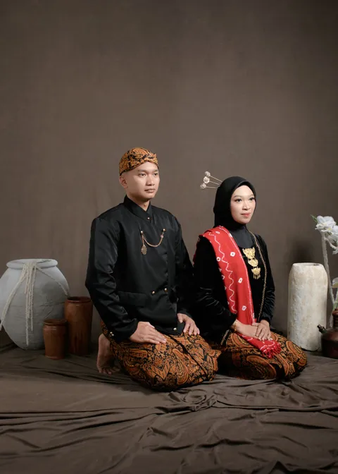 Foto sampul undangan Arik & Rahma