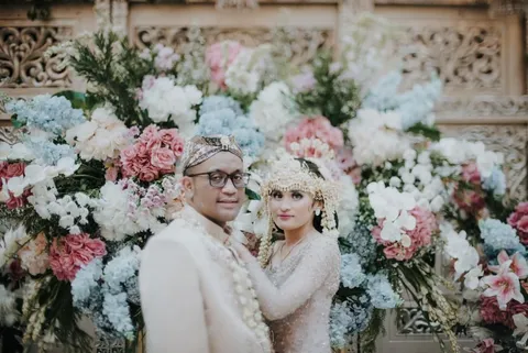 Foto sampul undangan Fitri & Bagus