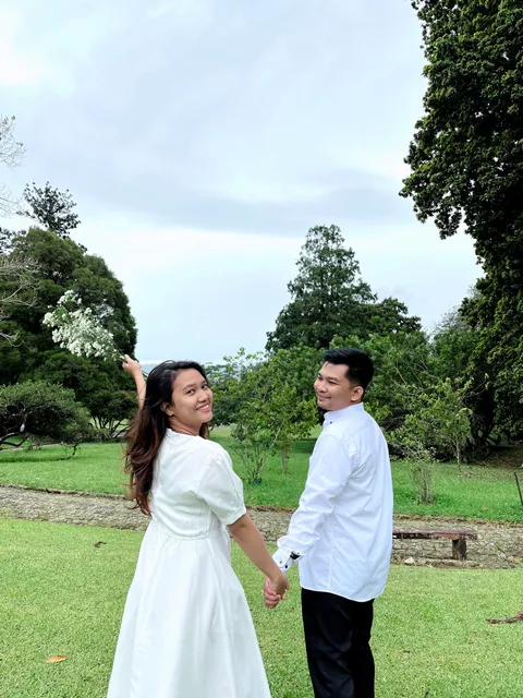 Foto sampul undangan Rini & Benny
