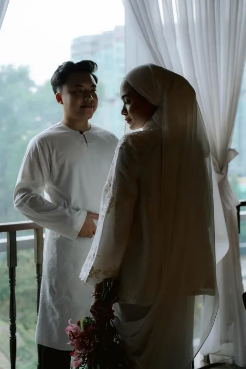 Foto sampul undangan Danish & Alia