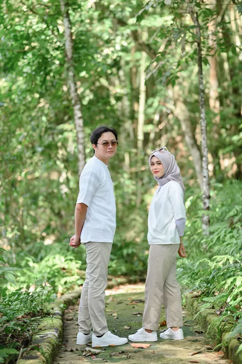 Foto sampul undangan Farhan & Lia