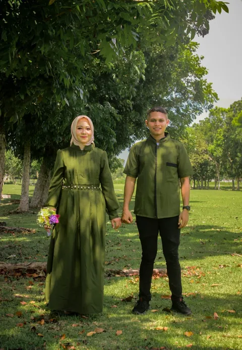 Foto sampul undangan Dini & Yusuf