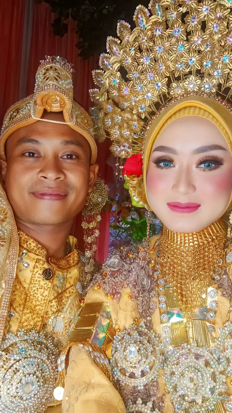 Foto sampul undangan Neneng & Huda
