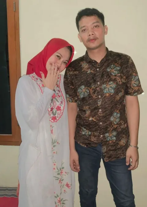 Foto sampul undangan Mala Safitri & Mohamad Syarifudin Situmorang